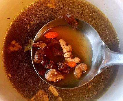 鄭姐，那什么是生化湯哪？